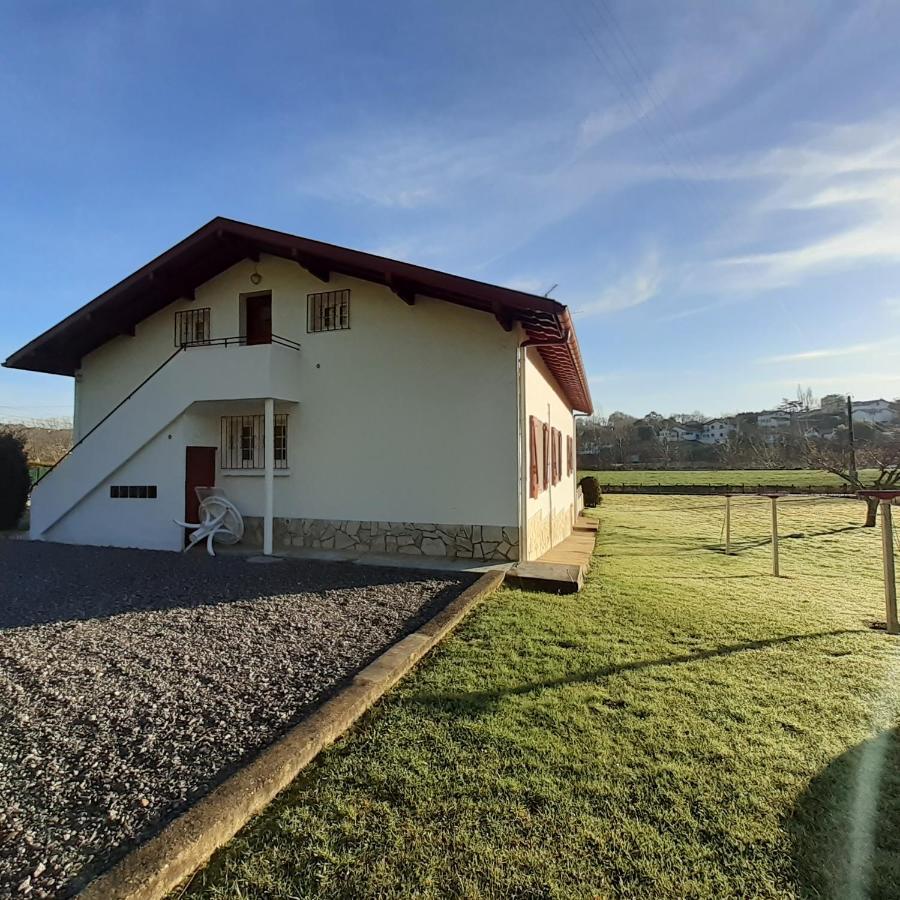 Ur Ondoan - Appartement Saint Pee Sur Nivelle Exterior foto