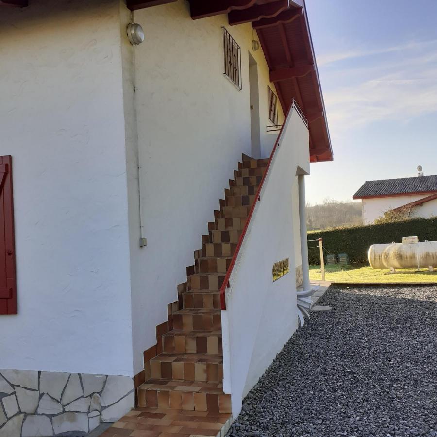 Ur Ondoan - Appartement Saint Pee Sur Nivelle Exterior foto